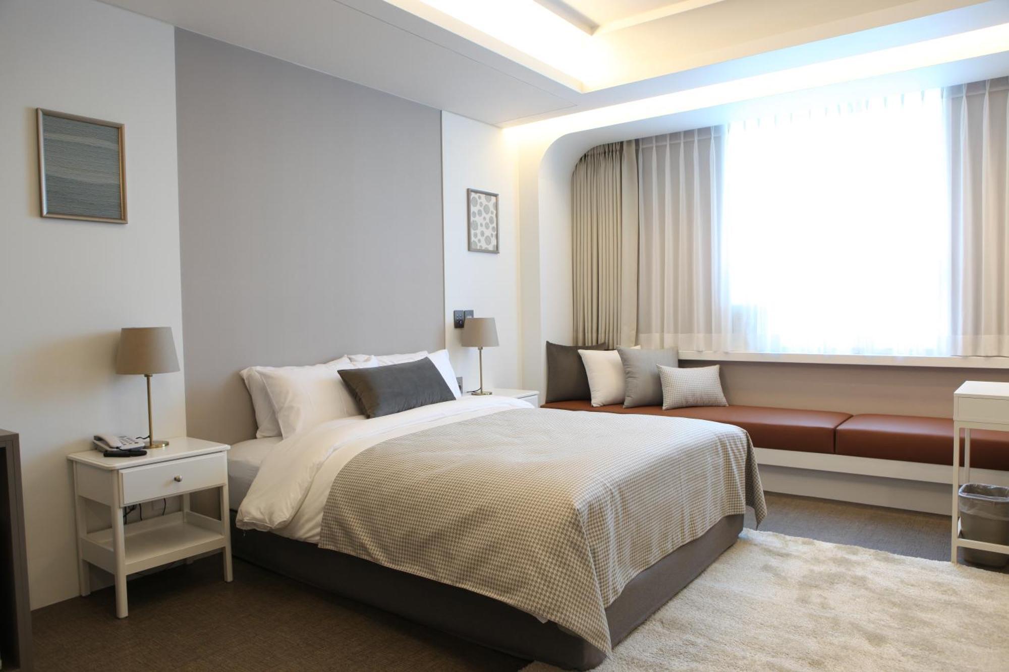 Polaris Hotel Bucheon Bagian luar foto